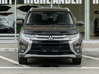 2015 Mitsubishi Outlander III Рестайлинг, коричневый, 1749000 рублей, вид 2