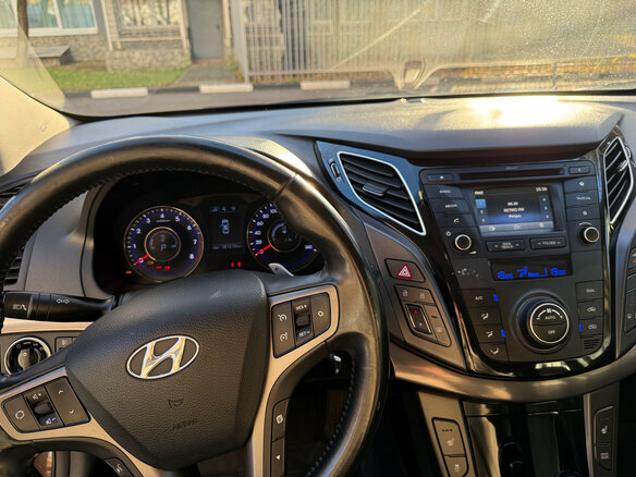 2016 Hyundai i40 I Рестайлинг, коричневый, 990000 рублей - вид 11