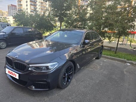 2018 BMW 5 серии 520d xDrive VII (G30/G31/G38), серый, 3320000 рублей, вид 1