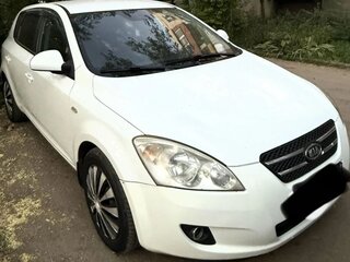 2009 Kia Ceed I, белый, 480000 рублей, вид 5