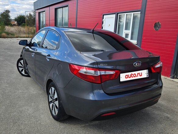 2013 Kia Rio 4-speed III, серый - вид 5