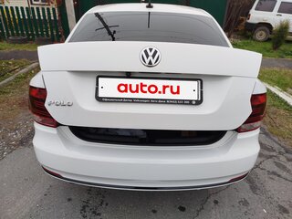 2020 Volkswagen Polo V Рестайлинг, белый, 1300000 рублей, вид 2