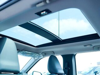 2026 Mitsubishi Outlander IV Рестайлинг, белый, 6370290 рублей, вид 5