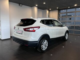 2018 Nissan Qashqai II, белый, 1440000 рублей, вид 3