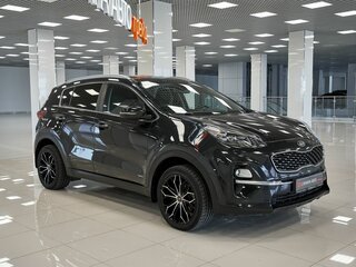 2020 Kia Sportage IV Рестайлинг, чёрный, 1965000 рублей, вид 5
