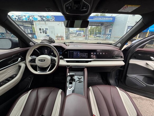 2023 Geely Monjaro I, серый, 3300000 рублей - вид 6