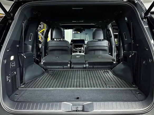 2025 Lexus LX 600 IV, чёрный - вид 36