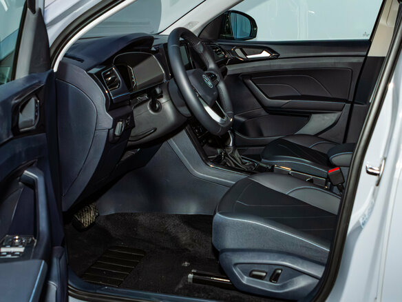 2026 Volkswagen Tharu XR 300 TSI, серый, 3270000 рублей - вид 16