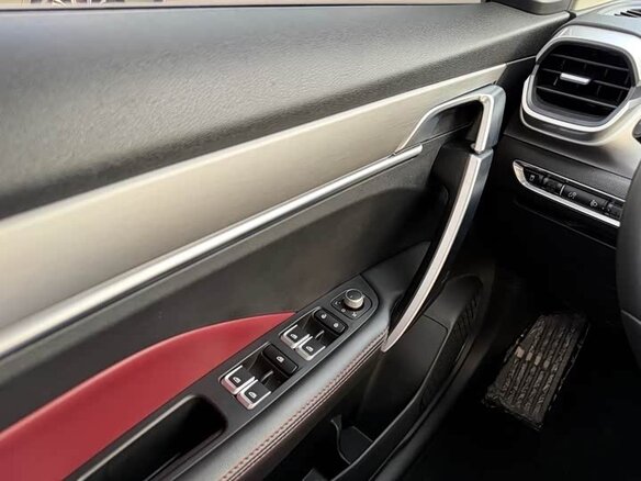 2022 Geely Coolray (Binyue) I, белый, 1450000 рублей - вид 8