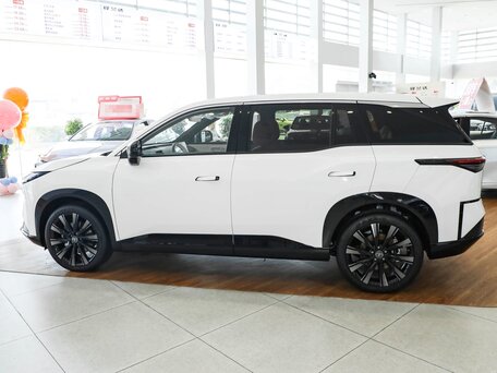 2026 Toyota bZ3X 58.3 kWh, белый, 2690000 рублей, вид 4