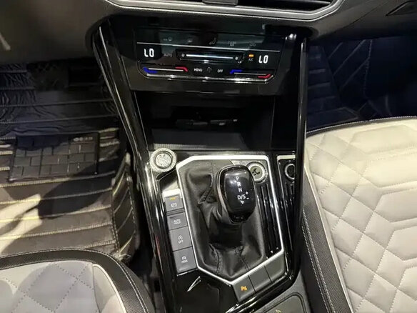 2022 Volkswagen Tayron I, синий - вид 8