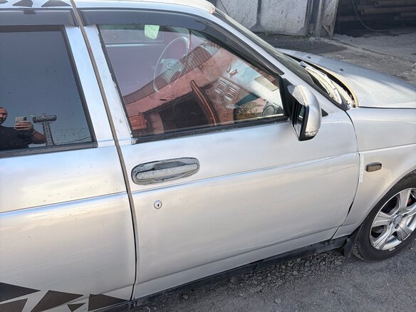 2011 Lada (ВАЗ) Priora I, серебристый, 230000 рублей - вид 13