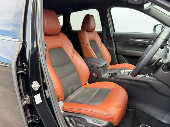 2023 Mazda CX-5 II Рестайлинг, чёрный, 2900000 рублей - вид 17