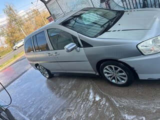 2001 Nissan Liberty, серебристый, 230000 рублей, вид 3