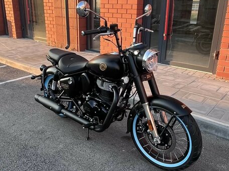 2026 Royal Enfield Goan Classic 350, чёрный, 529000 рублей, вид 2