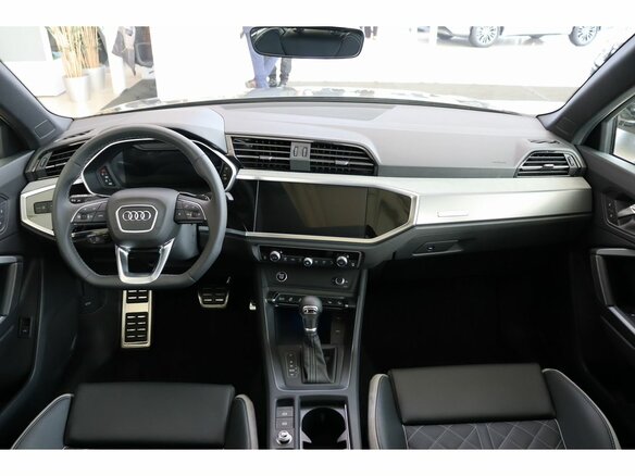 2025 Audi Q3 45 TFSI II (F3), серый - вид 9