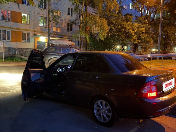 2014 Lada (ВАЗ) Priora I Рестайлинг, серебристый, 450000 рублей - вид 13