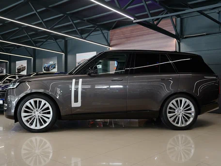 2023 Land Rover Range Rover P530 MHEV V, серый, 17499000 рублей, вид 3