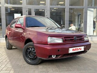 1993 Volkswagen Vento, красный, 70000 рублей, вид 3