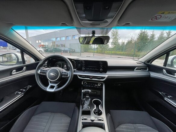2021 Kia K5 III, белый - вид 4