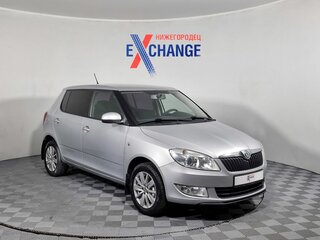 2012 Skoda Fabia II Рестайлинг, серебристый, 509000 рублей, вид 3