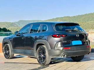 2023 Mazda CX-50, серый, 2200000 рублей, вид 5