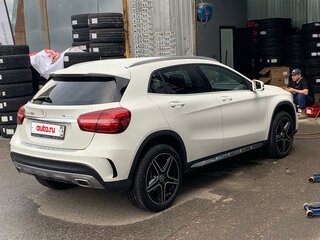 2017 Mercedes-Benz GLA 250 I (X156) Рестайлинг, белый, 2550000 рублей, вид 4