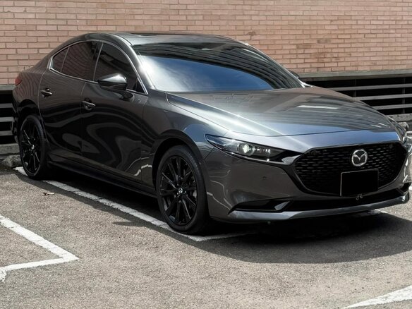2023 Mazda 3 Axela IV (BP), серый, 1900000 рублей - вид 2