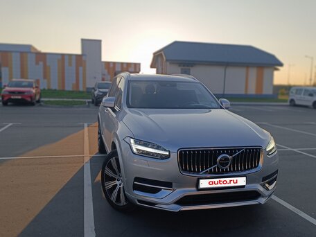 2022 Volvo XC90 Recharge II Рестайлинг 1, серебристый, 5000000 рублей, вид 2