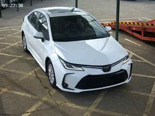 2021 Toyota Corolla XII (E210), белый, 1850000 рублей, вид 2