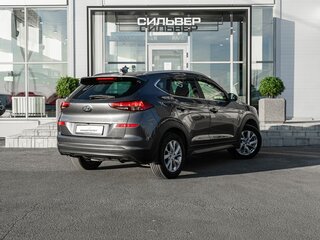 2019 Hyundai Tucson III Рестайлинг, серый, 2400000 рублей, вид 2