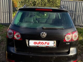 2010 Volkswagen Golf Plus II, чёрный, 550000 рублей, вид 4