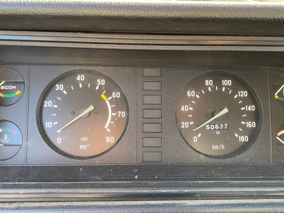 2011 Lada (ВАЗ) 2107, серый, 79000 рублей - вид 3