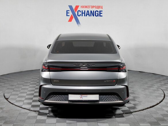 2024 BAIC U5 Plus, серый - вид 6