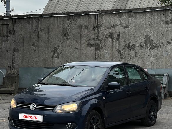 2010 Volkswagen Polo V, синий, 580000 рублей - вид 24