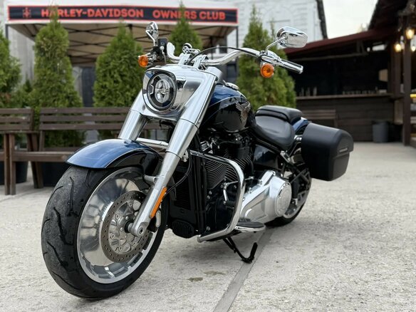 2018 Harley-Davidson Fat Boy, синий, 2200000 рублей - вид 14
