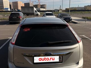 2008 Ford Focus II Рестайлинг, серебристый, 300000 рублей, вид 4