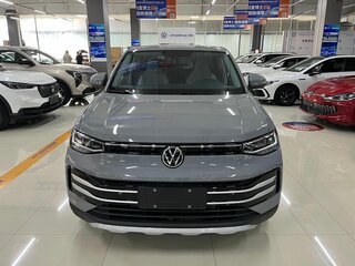 2026 Volkswagen Tharu XR, серый, 1860000 рублей, вид 2
