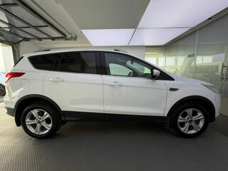 2014 Ford Kuga II, белый, 1170000 рублей, вид 4