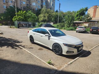 2019 Honda Accord X, белый, 2000000 рублей, вид 1