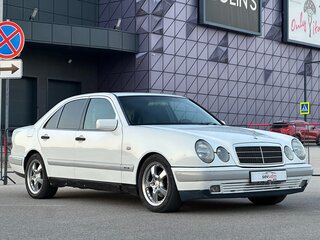 1998 Mercedes-Benz E-Класс 240 II (W210, S210), белый, 647000 рублей, вид 2
