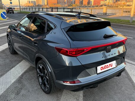 2022 Cupra Formentor e-Hybrid I, серый, 2990000 рублей, вид 3