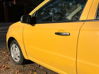 2008 Chevrolet Aveo I Рестайлинг, жёлтый, 295000 рублей, вид 5