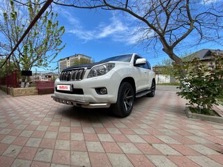 2012 Toyota Land Cruiser Prado 150 Series, белый, 3000000 рублей, вид 1