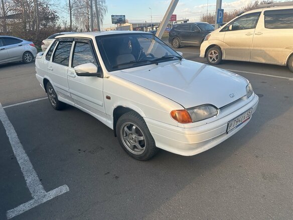2010 Lada (ВАЗ) 2115, белый, 161000 рублей - вид 1