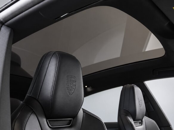 2026 Porsche Cayenne Electric Coupé IV, серый, 23000000 рублей - вид 14