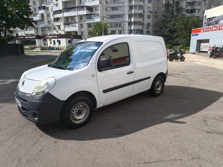 2012 Renault Kangoo II, белый, 650000 рублей, вид 4