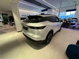 2026 Omoda C7, белый, 3399000 рублей, вид 3