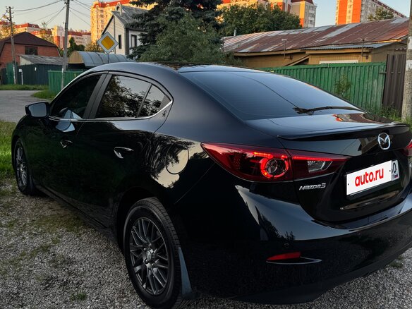 2018 Mazda 3 III (BM) Рестайлинг, чёрный - вид 2
