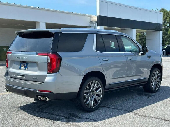 2026 GMC Yukon V Рестайлинг, серебристый, 16187400 рублей - вид 5
